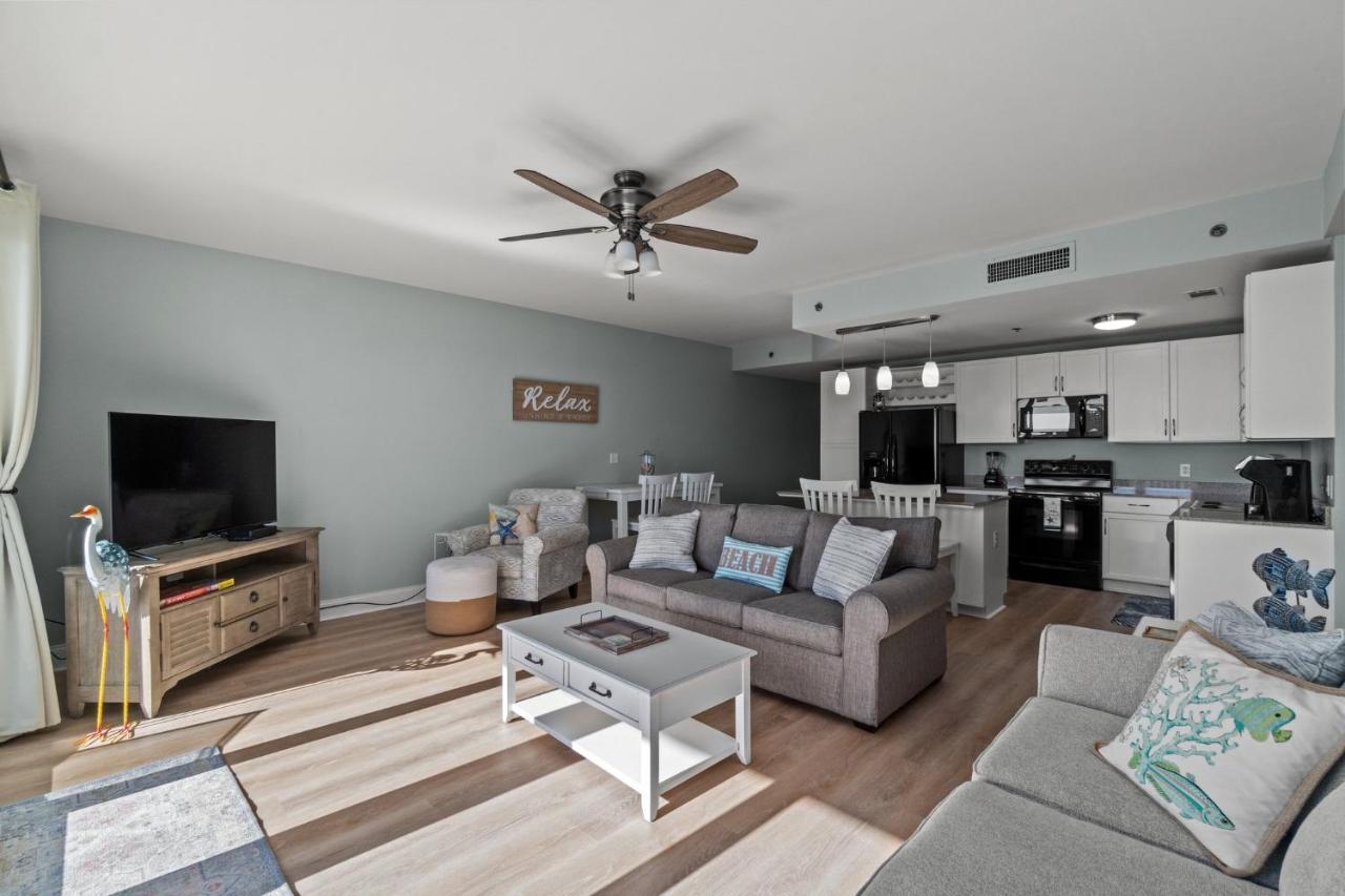 Living Right At Laketown Wharf #1016 By Nautical Properties Panama City Beach Exterior photo
